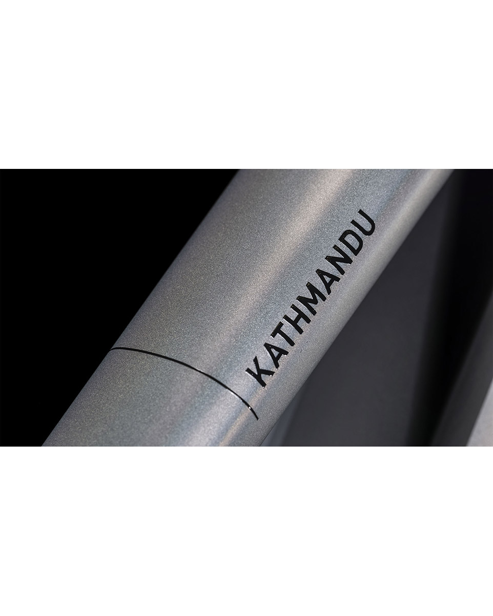 Vélo électrique trekking KATHMANDU HYBRID SLT 750 Argent