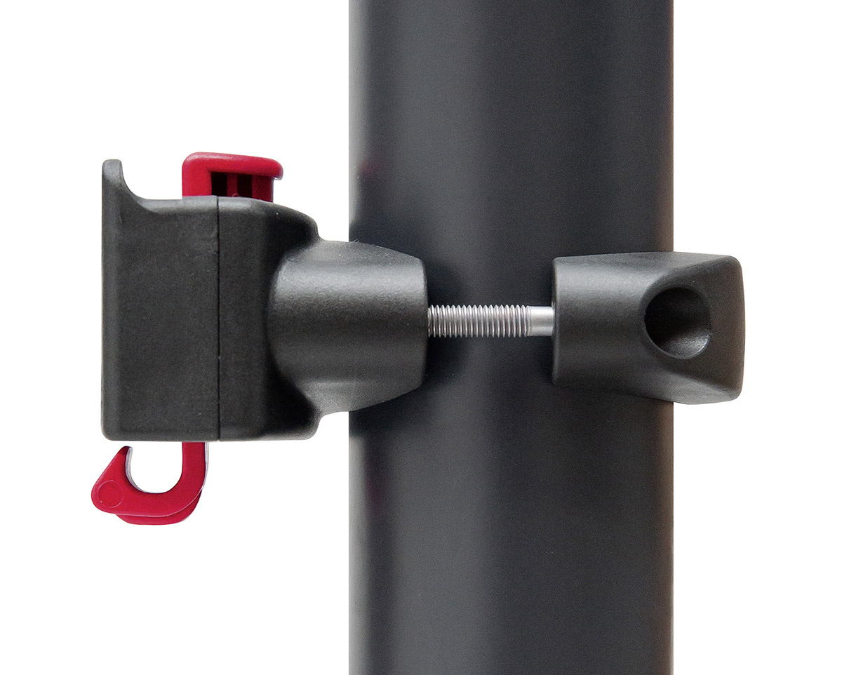 Fixation de panier avant/sacoche de selle CADDY OVERSIZE Noir/Rouge