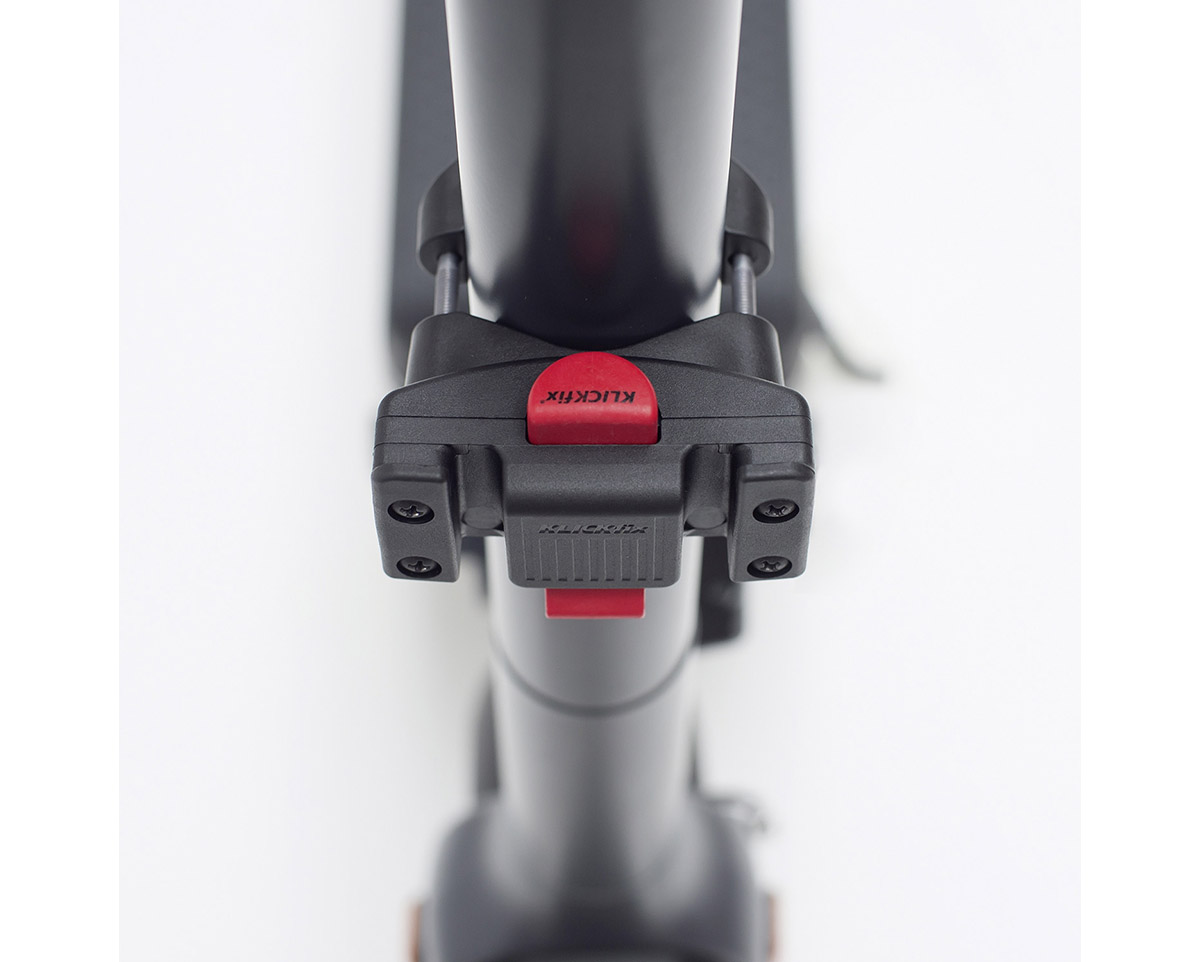 Fixation de panier avant/sacoche de selle CADDY OVERSIZE Noir/Rouge